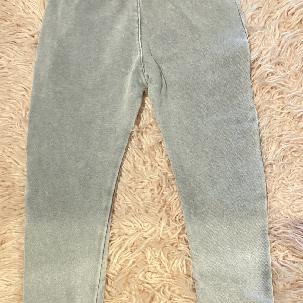 Joggers - Picture 10 of 12